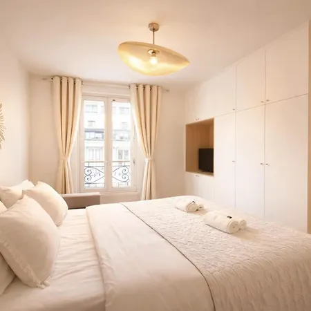 Marais Access - Premium For 4 Parigi