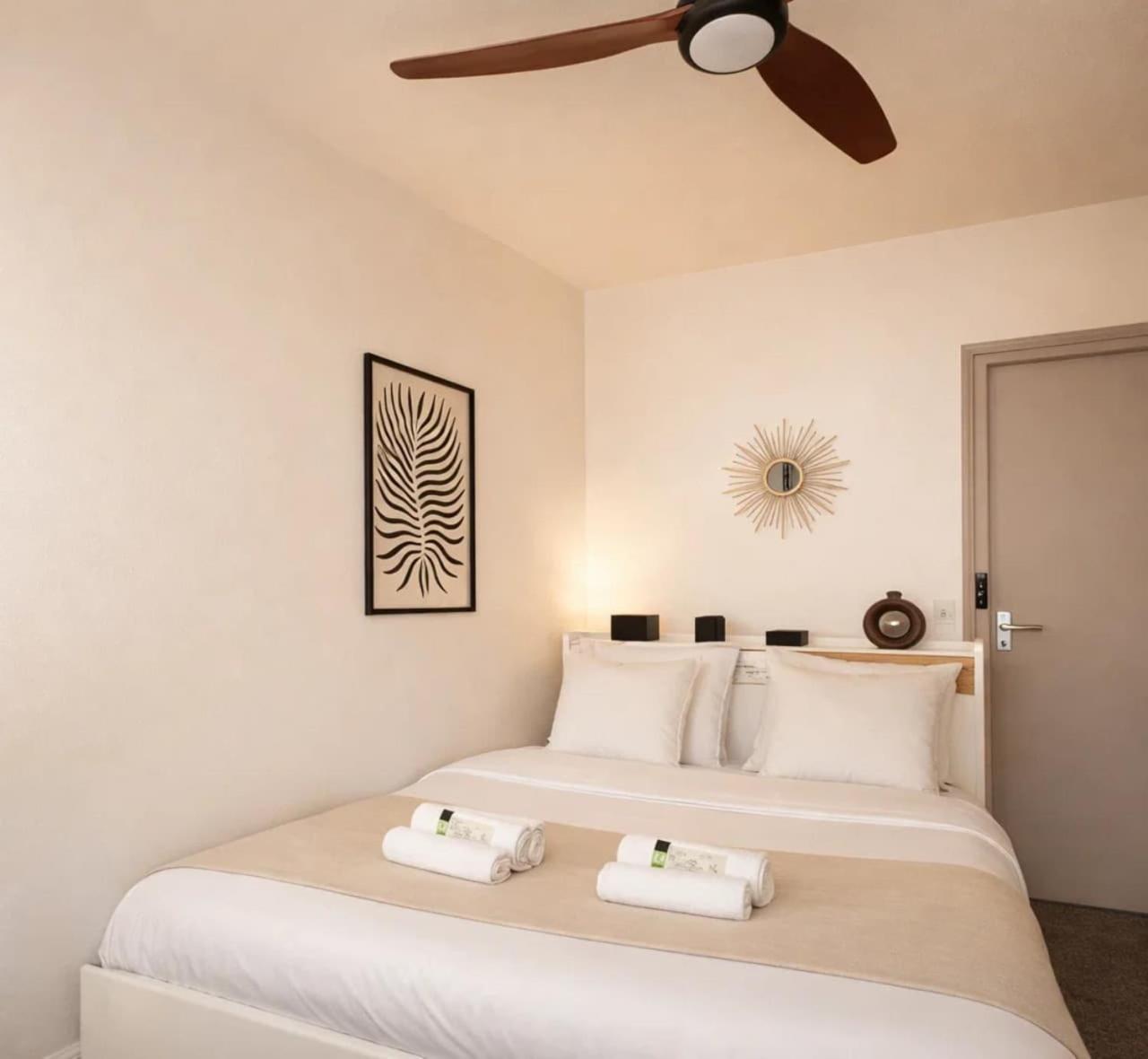 Marais Access - Premium For 4 Paris